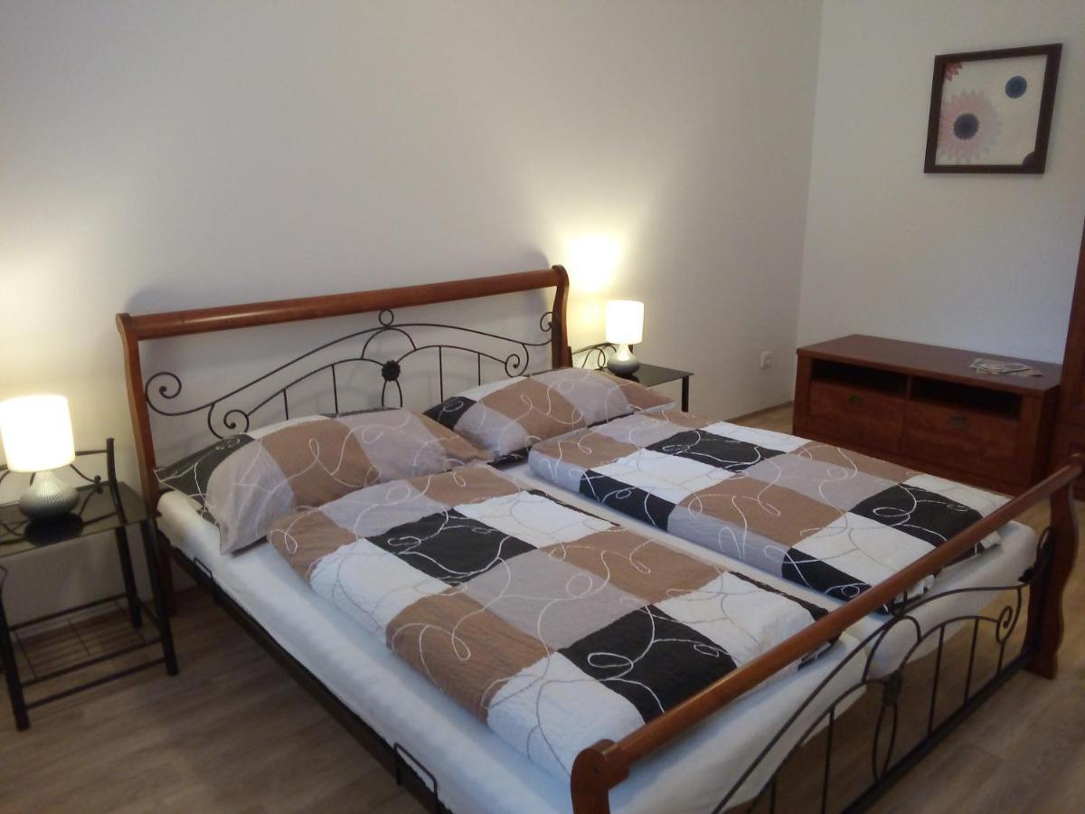 Apartman U Dubu Jablonné nad Orlicí المظهر الخارجي الصورة